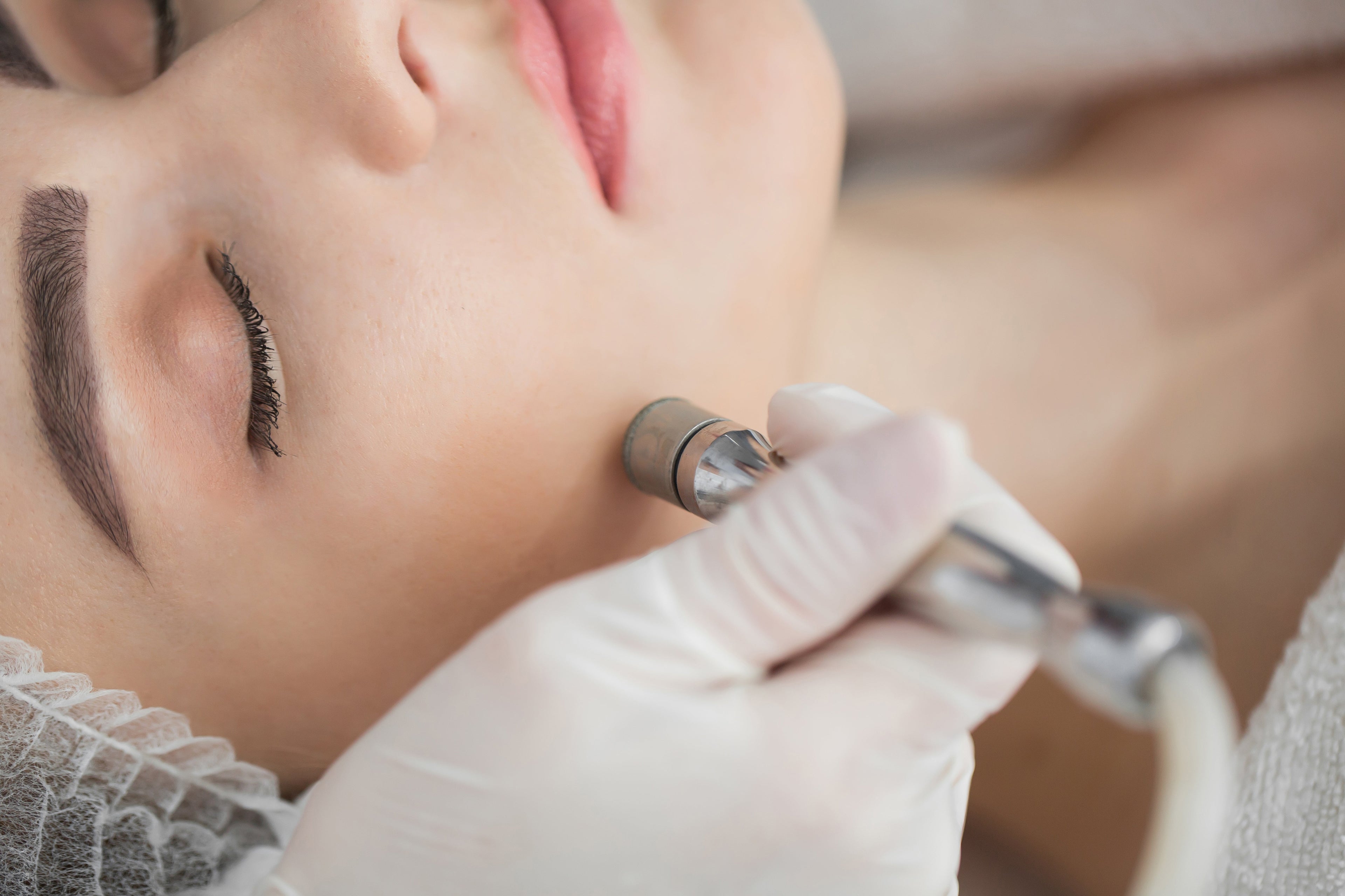 Skin Treatments at Beauty Clinic in Brisbane: Ensuring Captivating Results